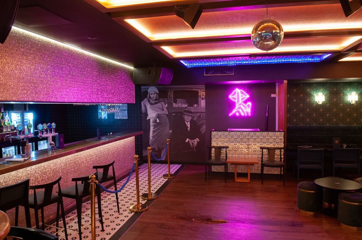 Follies Bar
